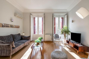 2 bedrooms 2 bathrooms furnished - Plaza de España - modern - MintyStay